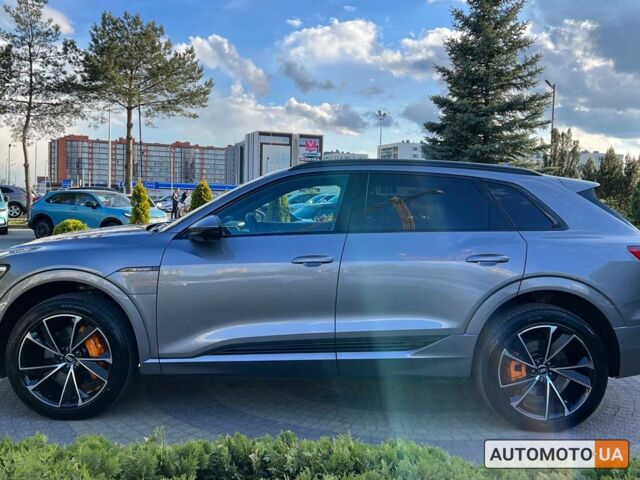 Серый Ауди E-Tron, объемом двигателя 71 л и пробегом 42 тыс. км за 37600 $, фото 3 на Automoto.ua