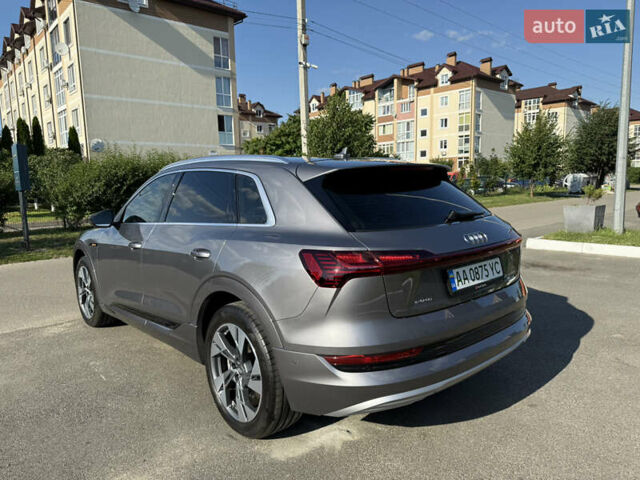 Сірий Ауді E-Tron, об'ємом двигуна 0 л та пробігом 65 тис. км за 39990 $, фото 11 на Automoto.ua