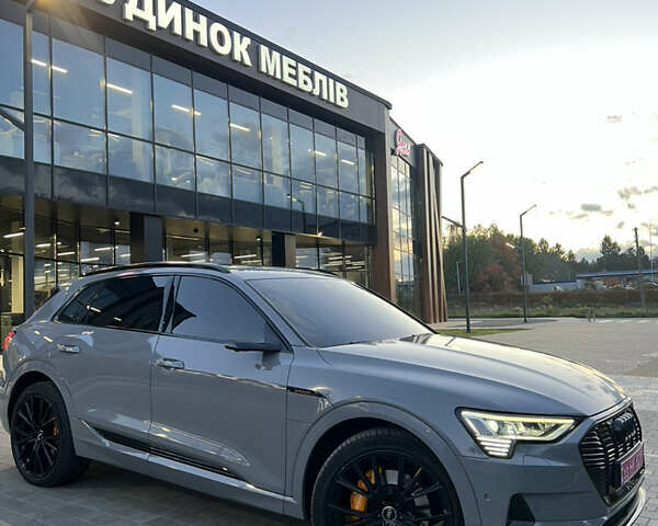 Сірий Ауді E-Tron, об'ємом двигуна 0 л та пробігом 104 тис. км за 32500 $, фото 5 на Automoto.ua