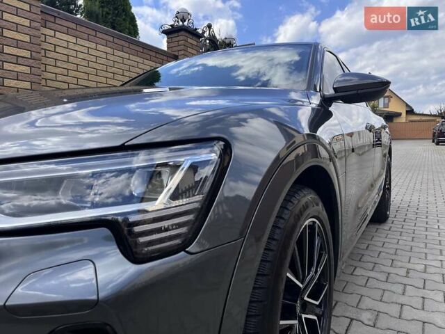 Серый Ауди E-Tron, объемом двигателя 0 л и пробегом 54 тыс. км за 35000 $, фото 11 на Automoto.ua