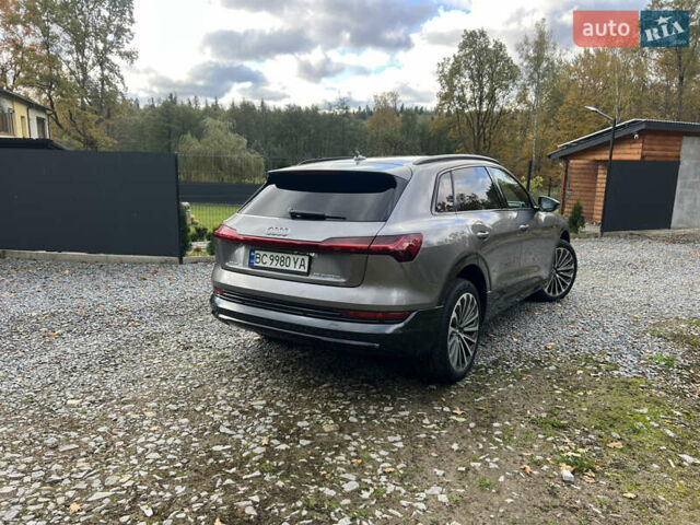Серый Ауди E-Tron, объемом двигателя 0 л и пробегом 119 тыс. км за 35000 $, фото 8 на Automoto.ua