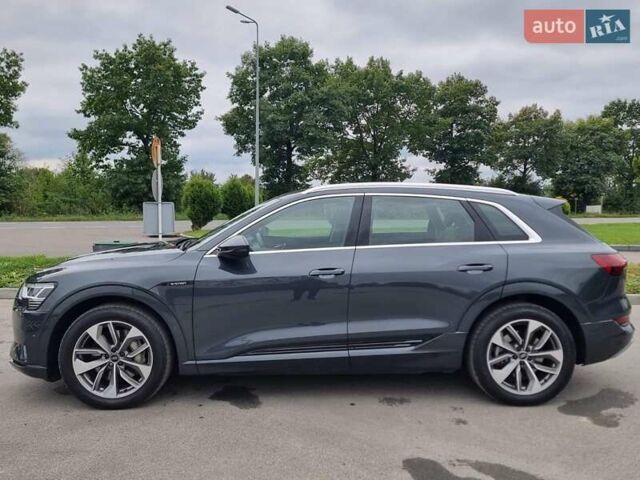 Серый Ауди E-Tron, объемом двигателя 0 л и пробегом 120 тыс. км за 29900 $, фото 7 на Automoto.ua