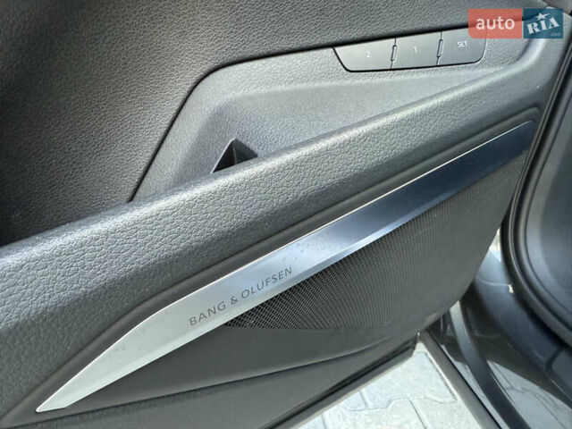 Серый Ауди E-Tron, объемом двигателя 0 л и пробегом 41 тыс. км за 44990 $, фото 26 на Automoto.ua