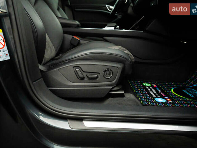 Сірий Ауді E-Tron, об'ємом двигуна 0 л та пробігом 154 тис. км за 25900 $, фото 47 на Automoto.ua