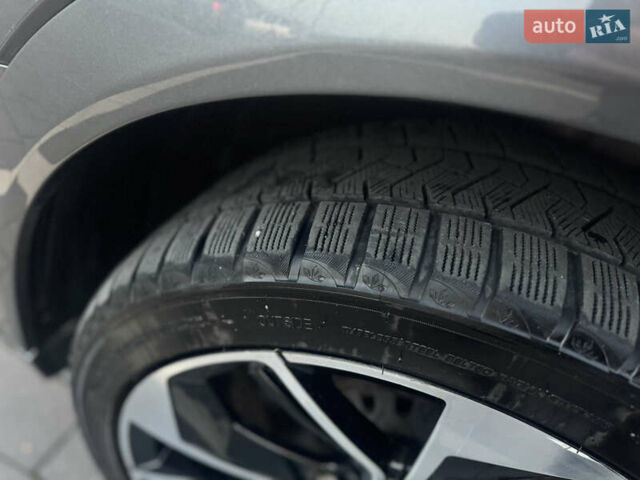 Сірий Ауді E-Tron, об'ємом двигуна 0 л та пробігом 140 тис. км за 37000 $, фото 17 на Automoto.ua