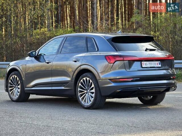 Сірий Ауді E-Tron, об'ємом двигуна 0 л та пробігом 67 тис. км за 37999 $, фото 4 на Automoto.ua
