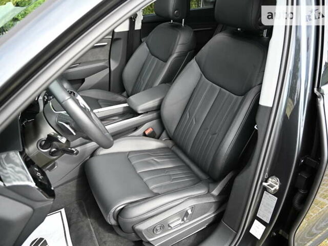 Серый Ауди E-Tron, объемом двигателя 0 л и пробегом 62 тыс. км за 43500 $, фото 16 на Automoto.ua