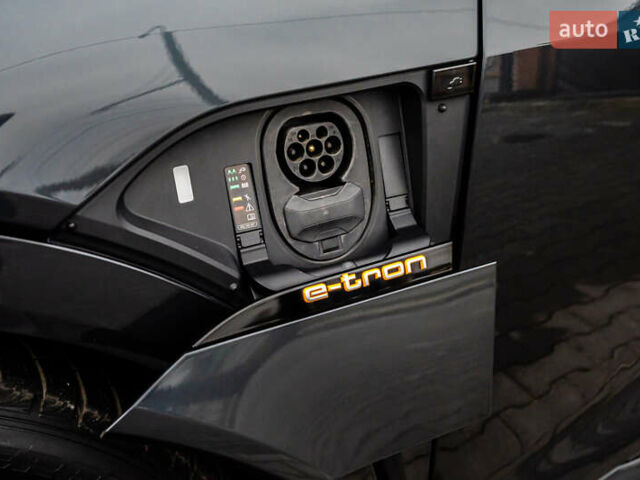 Сірий Ауді E-Tron, об'ємом двигуна 0 л та пробігом 154 тис. км за 25900 $, фото 30 на Automoto.ua