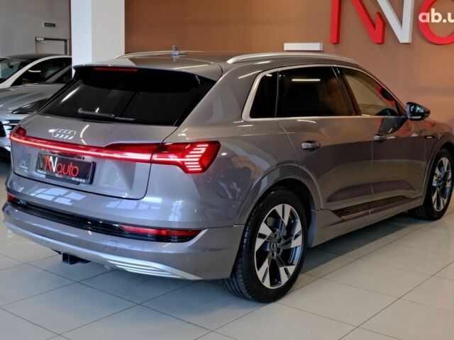 Серый Ауди E-Tron, объемом двигателя 0 л и пробегом 26 тыс. км за 38900 $, фото 6 на Automoto.ua