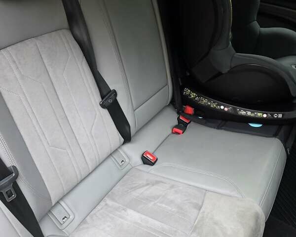 Серый Ауди E-Tron, объемом двигателя 0 л и пробегом 90 тыс. км за 36500 $, фото 23 на Automoto.ua