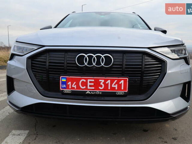 Серый Ауди E-Tron, объемом двигателя 0 л и пробегом 157 тыс. км за 24950 $, фото 5 на Automoto.ua