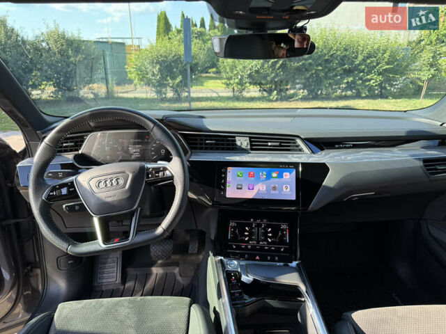 Сірий Ауді E-Tron, об'ємом двигуна 0 л та пробігом 65 тис. км за 39990 $, фото 35 на Automoto.ua