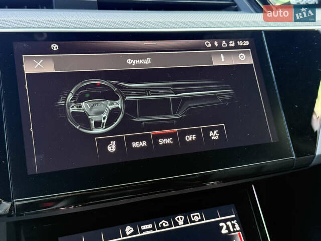 Серый Ауди E-Tron, объемом двигателя 0 л и пробегом 41 тыс. км за 44990 $, фото 45 на Automoto.ua