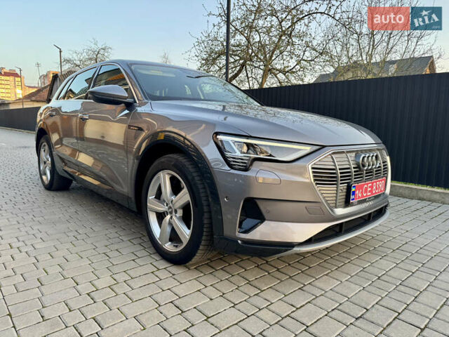 Сірий Ауді E-Tron, об'ємом двигуна 0 л та пробігом 143 тис. км за 27900 $, фото 24 на Automoto.ua