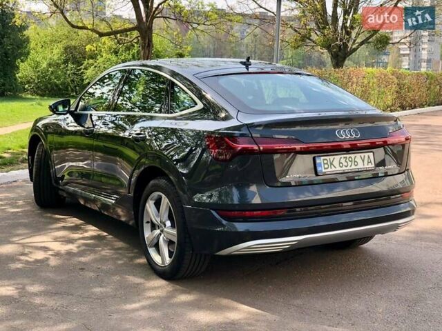 Серый Ауди E-Tron, объемом двигателя 0 л и пробегом 148 тыс. км за 25750 $, фото 5 на Automoto.ua
