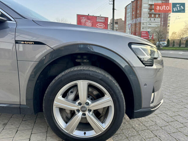 Сірий Ауді E-Tron, об'ємом двигуна 0 л та пробігом 143 тис. км за 27900 $, фото 23 на Automoto.ua