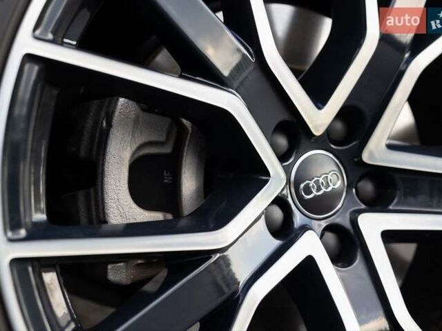 Серый Ауди E-Tron, объемом двигателя 0 л и пробегом 41 тыс. км за 37500 $, фото 53 на Automoto.ua