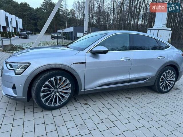 Серый Ауди E-Tron, объемом двигателя 0 л и пробегом 836 тыс. км за 34900 $, фото 2 на Automoto.ua