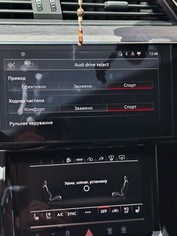 Серый Ауди E-Tron, объемом двигателя 0 л и пробегом 41 тыс. км за 37500 $, фото 49 на Automoto.ua