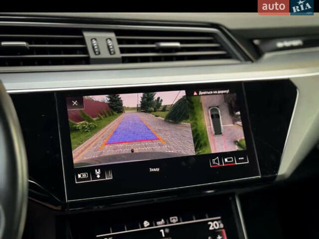 Сірий Ауді E-Tron, об'ємом двигуна 0 л та пробігом 170 тис. км за 25600 $, фото 10 на Automoto.ua