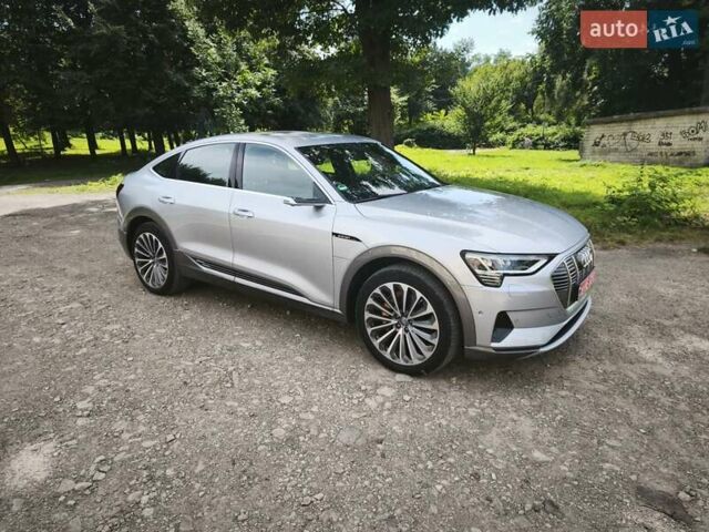 Серый Ауди E-Tron, объемом двигателя 0 л и пробегом 70 тыс. км за 34500 $, фото 6 на Automoto.ua