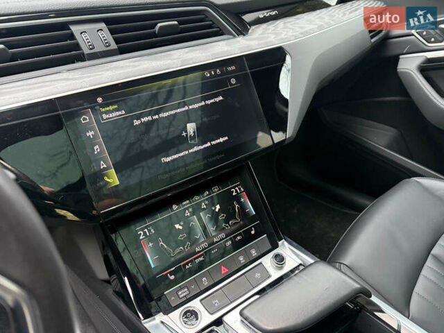 Сірий Ауді E-Tron, об'ємом двигуна 0 л та пробігом 53 тис. км за 34000 $, фото 22 на Automoto.ua