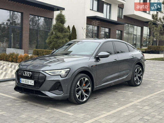 Серый Ауди E-Tron, объемом двигателя 0 л и пробегом 140 тыс. км за 32100 $, фото 2 на Automoto.ua