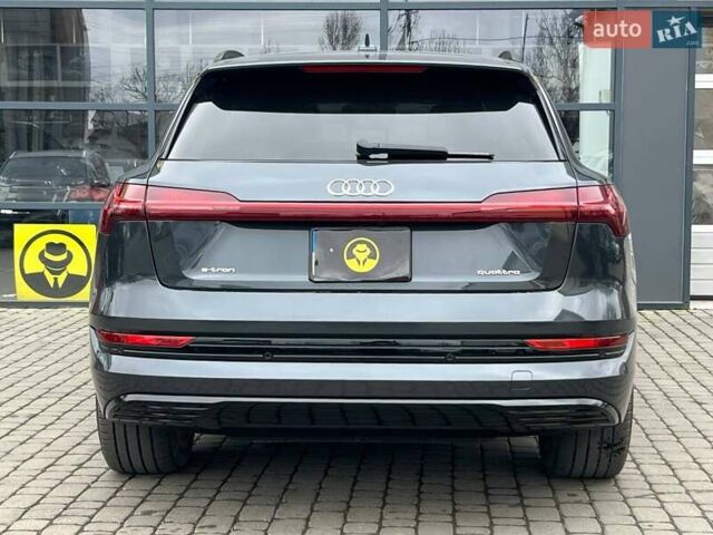 Сірий Ауді E-Tron, об'ємом двигуна 0 л та пробігом 96 тис. км за 29000 $, фото 5 на Automoto.ua