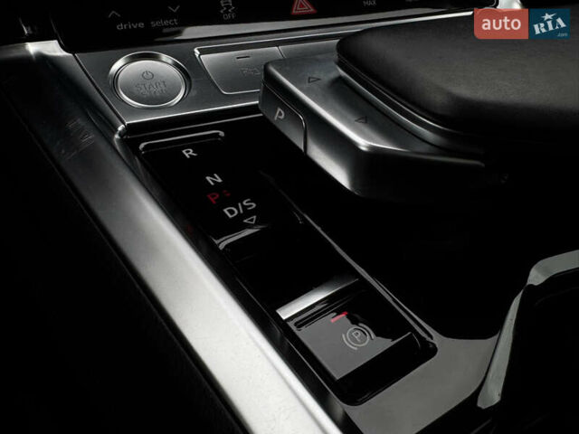 Ауди E-Tron 2020 в Тернополе на Automoto.ua Серый Ауди E-Tron, объемом двигателя 0 л и пробегом 126 тыс. км за 23900 $, фото 76 на Automoto.ua
