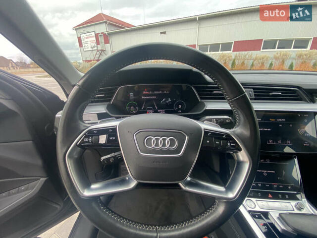 Ауди E-Tron 2020 в Луцке на Automoto.ua Серый Ауди E-Tron, объемом двигателя 0 л и пробегом 128 тыс. км за 25000 $, фото 43 на Automoto.ua