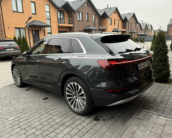 Серый Ауди E-Tron, объемом двигателя 0 л и пробегом 177 тыс. км за 27000 $, фото 2 на Automoto.ua