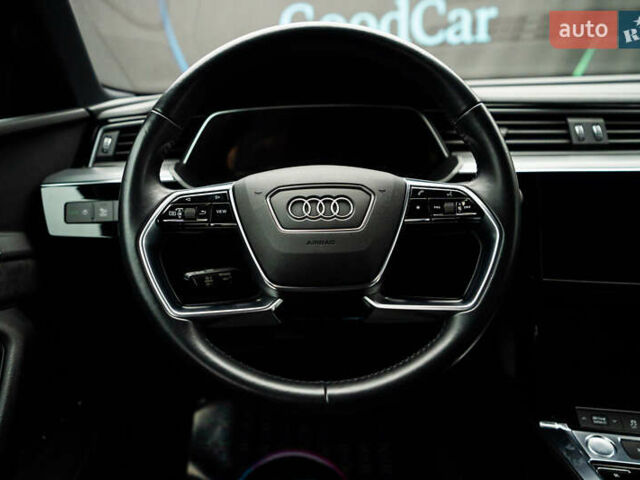 Сірий Ауді E-Tron, об'ємом двигуна 0 л та пробігом 154 тис. км за 25900 $, фото 75 на Automoto.ua