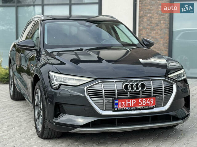 Ауди E-Tron 2020 в Тернополе на Automoto.ua Серый Ауди E-Tron, объемом двигателя 0 л и пробегом 126 тыс. км за 23900 $, фото 18 на Automoto.ua