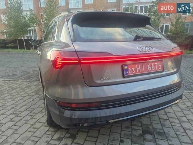 Ауди E-Tron 2020 в Хмельницком на Automoto.ua Серый Ауди E-Tron, объемом двигателя 0 л и пробегом 146 тыс. км за 22700 $, фото 28 на Automoto.ua