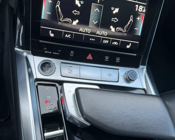 Серый Ауди E-Tron, объемом двигателя 0 л и пробегом 169 тыс. км за 26000 $, фото 12 на Automoto.ua