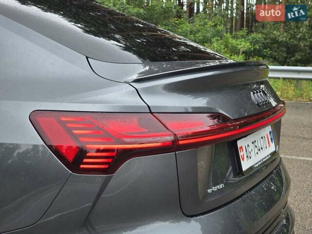 Серый Ауди E-Tron, объемом двигателя 0 л и пробегом 71 тыс. км за 33999 $, фото 27 на Automoto.ua