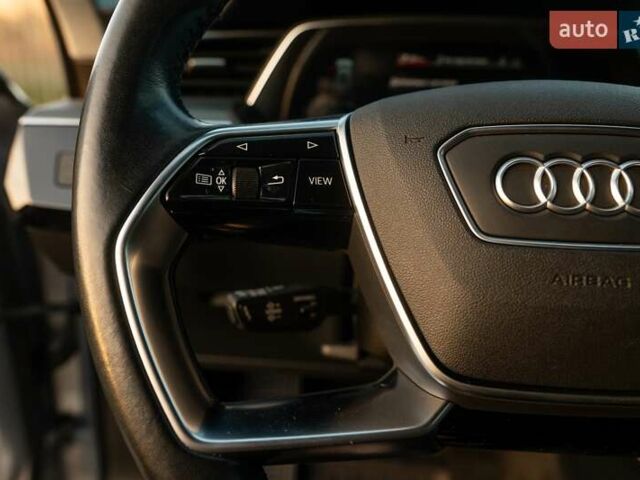 Сірий Ауді E-Tron, об'ємом двигуна 0 л та пробігом 112 тис. км за 34300 $, фото 56 на Automoto.ua