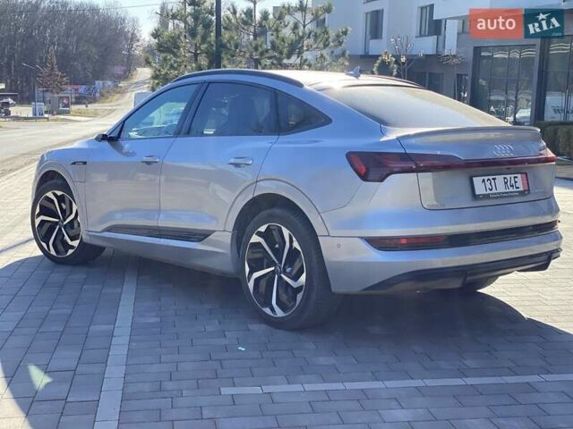 Серый Ауди E-Tron, объемом двигателя 0 л и пробегом 93 тыс. км за 39500 $, фото 34 на Automoto.ua