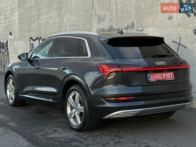 Ауді E-Tron 2020 у Львові на Automoto.ua Сірий Ауді E-Tron, об'ємом двигуна 0 л та пробігом 81 тис. км за 34920 $, фото 9 на Automoto.ua