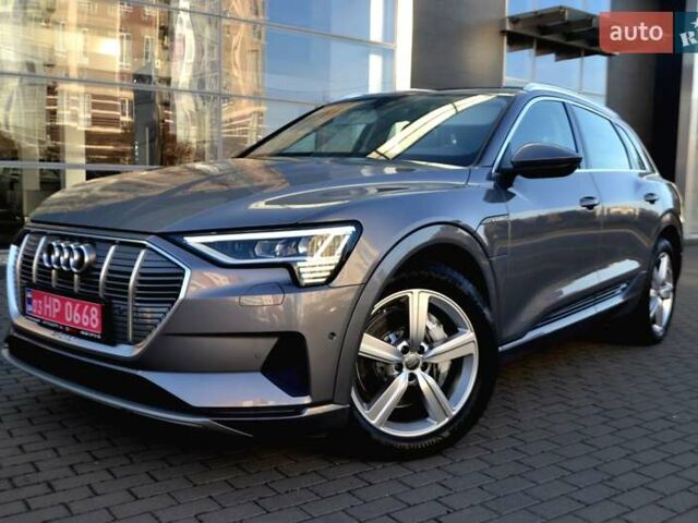 Серый Ауди E-Tron, объемом двигателя 0 л и пробегом 125 тыс. км за 23800 $, фото 103 на Automoto.ua