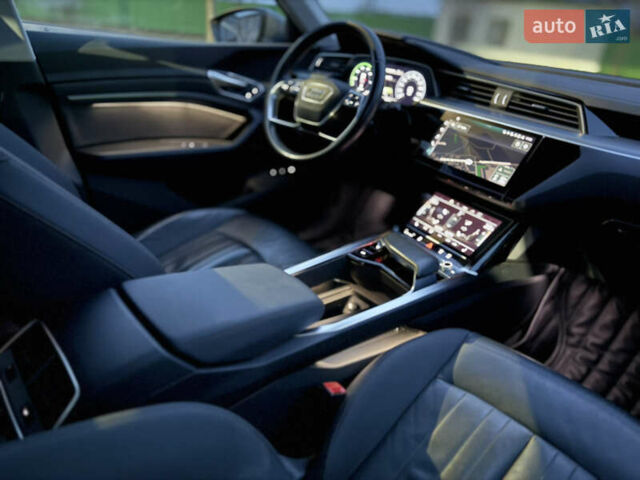 Ауди E-Tron 2020 в Житомире на Automoto.ua Серый Ауди E-Tron, объемом двигателя 0 л и пробегом 169 тыс. км за 22899 $, фото 58 на Automoto.ua