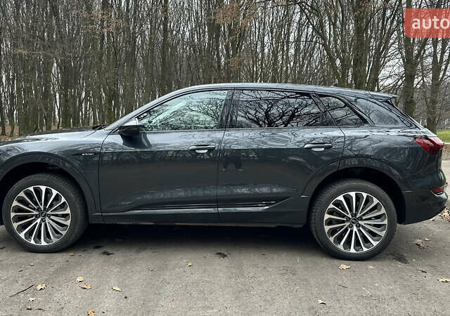Сірий Ауді E-Tron, об'ємом двигуна 0 л та пробігом 83 тис. км за 29700 $, фото 28 на Automoto.ua