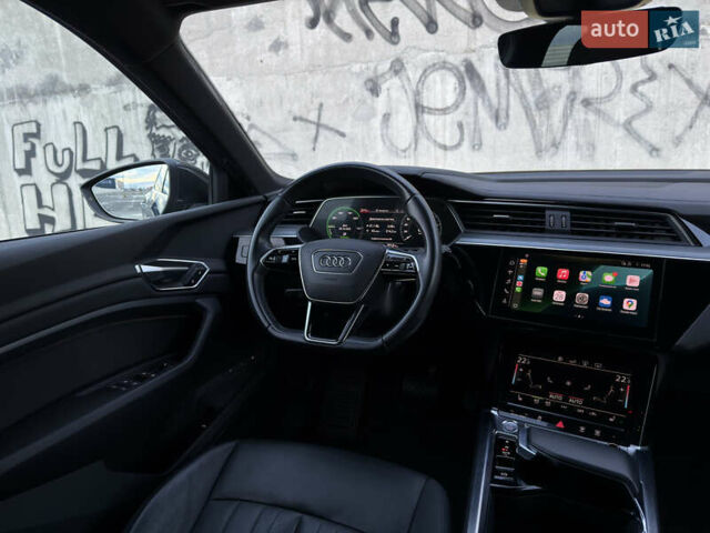 Ауді E-Tron 2020 у Львові на Automoto.ua Сірий Ауді E-Tron, об'ємом двигуна 0 л та пробігом 81 тис. км за 34920 $, фото 50 на Automoto.ua