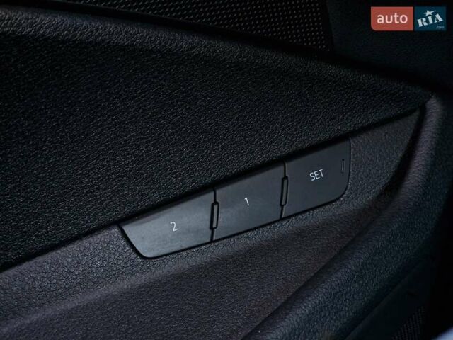 Серый Ауди E-Tron, объемом двигателя 0 л и пробегом 12 тыс. км за 31990 $, фото 68 на Automoto.ua