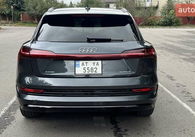 Сірий Ауді E-Tron, об'ємом двигуна 0 л та пробігом 78 тис. км за 29900 $, фото 5 на Automoto.ua