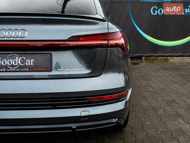 Сірий Ауді E-Tron, об'ємом двигуна 0 л та пробігом 82 тис. км за 39888 $, фото 44 на Automoto.ua