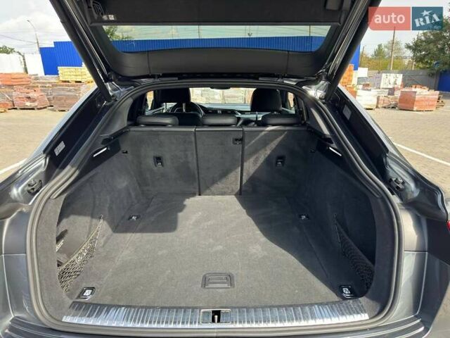 Серый Ауди E-Tron, объемом двигателя 0 л и пробегом 119 тыс. км за 33500 $, фото 27 на Automoto.ua