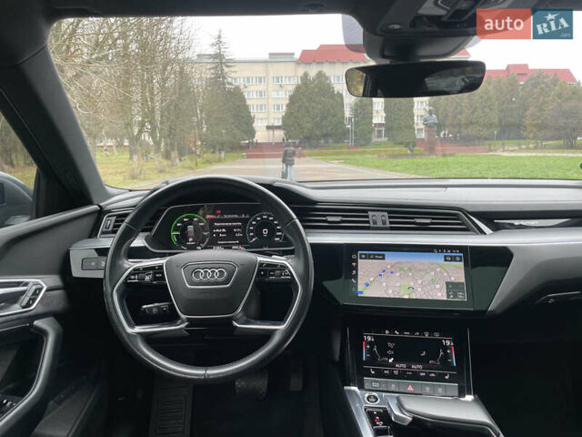 Серый Ауди E-Tron, объемом двигателя 0 л и пробегом 90 тыс. км за 34490 $, фото 25 на Automoto.ua