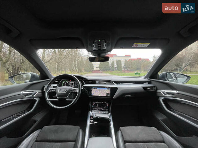 Серый Ауди E-Tron, объемом двигателя 0 л и пробегом 90 тыс. км за 34490 $, фото 29 на Automoto.ua