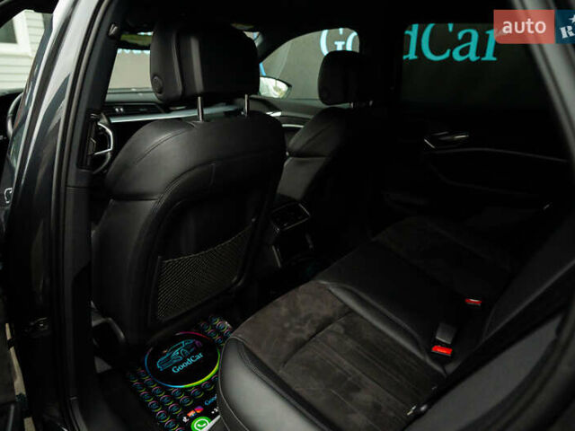 Сірий Ауді E-Tron, об'ємом двигуна 0 л та пробігом 154 тис. км за 25900 $, фото 44 на Automoto.ua